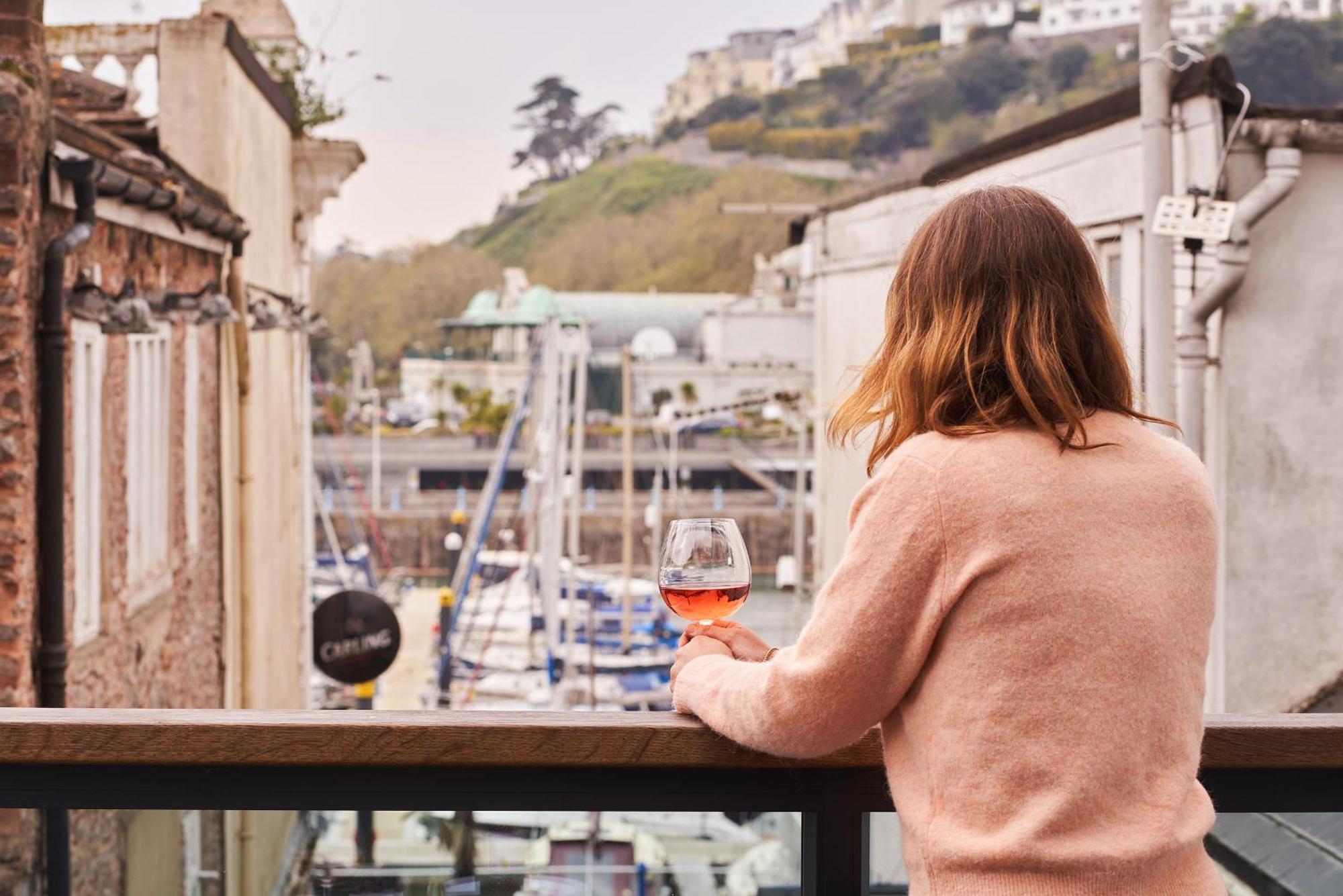 Apartmán Harbour Breeze - Contemporary Waterside Bolthole On Torquay'S Iconic Marina Exteriér fotografie